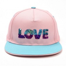 GORRA CON VISERA SKORA CON LENTEJUELAS LOVE