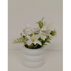 PLANTA ARTIFICIAL 20 CM CON FLORES BLANCAS PLANTA ARTIFICIAL 20 CM CON FLORES BLANCAS
