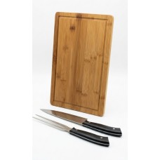 JUEGO DE ASADOR - TABLA DE BAMBU CON CUBIERTOS CABO NEGRO JUEGO DE ASADOR - TABLA DE BAMBU CON CUBIERTOS CABO NEGRO