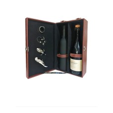 MALETIN PARA VINOS CON ACCESORIOS FORRADO EN CUERO MALETIN PARA VINOS CON ACCESORIOS FORRADO EN CUERO