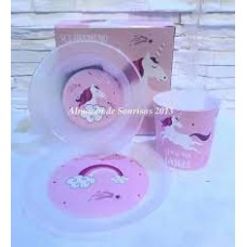 TAZA CON PLATOS  DE PLASTICO PERSONAJES UNICORNIOS EN CAJA